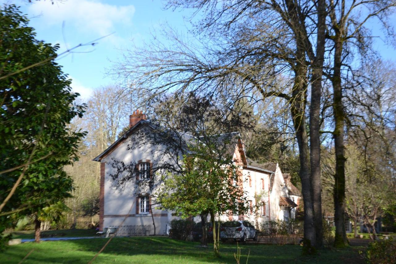 Le Moulin Et L'Olivier Three Bedroom Suite Chambon-sur-Cisse Экстерьер фото